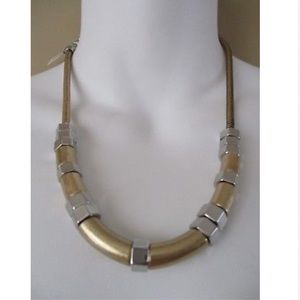 BANANA REPUBLIC LUXE BAR BOLT MOTION NECKLACE